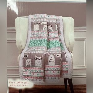 Sherpa lined blanket